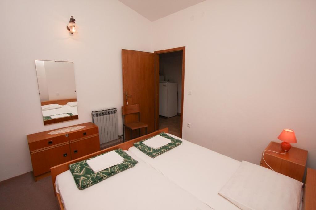 Apartments And Rooms Porto Ražanj Pokój zdjęcie